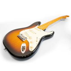 Електрогітара Fender American Deluxe STRATOCASTER V NECK 2TSB