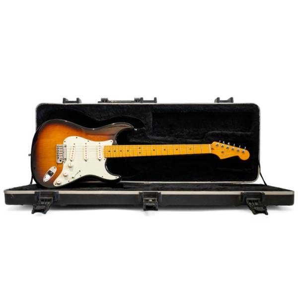 Електрогітара Fender American Deluxe STRATOCASTER V NECK 2TSB