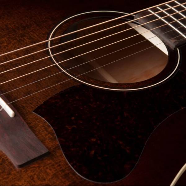 Акустическая гитара ART&LUTHERIE Americana Bourbon Burst