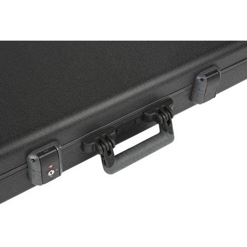 Кейс для бас-гитары Fender Deluxe Molded Bass Case Black