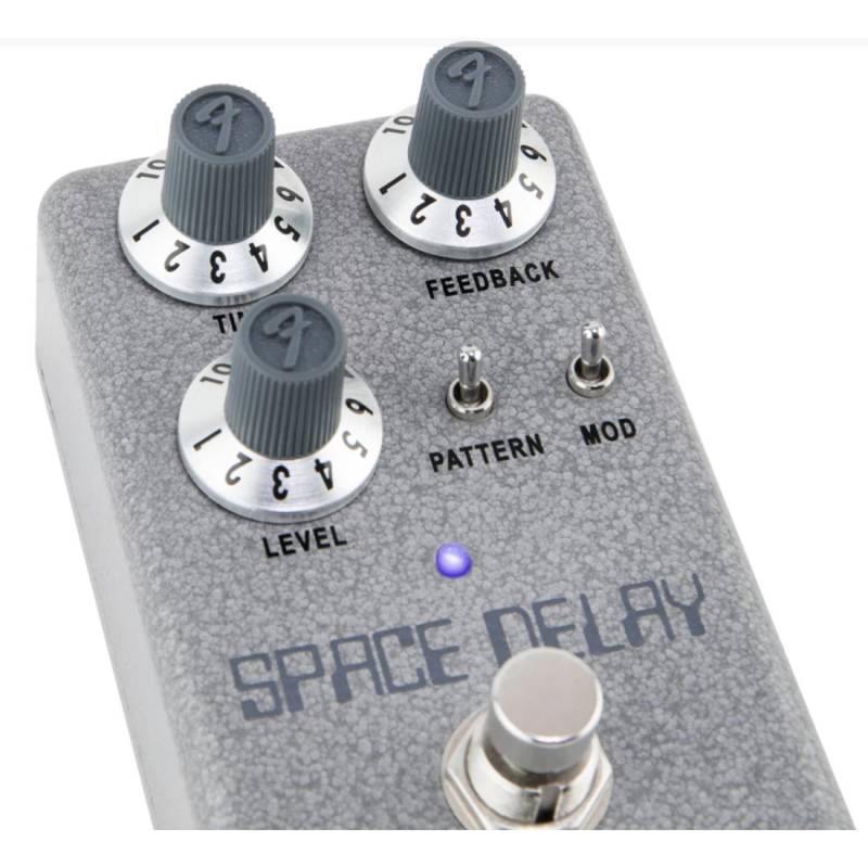 Педаль эффектов FENDER PEDAL HAMMERTONE SPACE DELAY