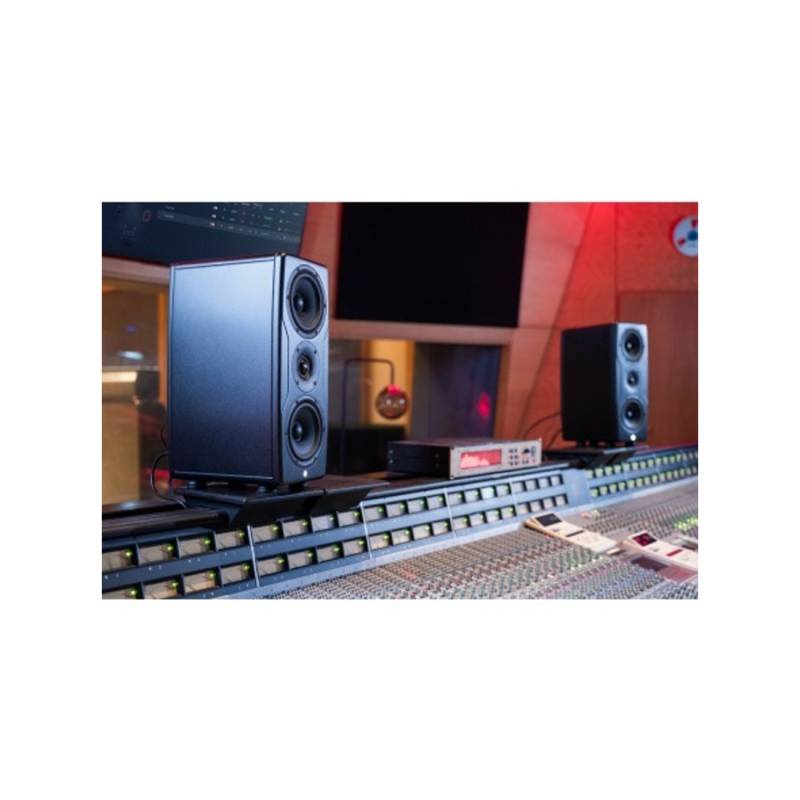 Студійний монітор Ik Multimedia ILOUD PRECISION MTM MKII