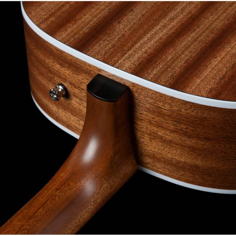 Электроакустическая гитара Seagull Maritime SWS Natural AE