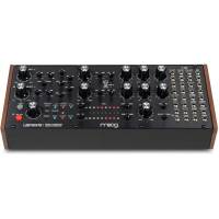 Синтезатор  MOOG LABYRINTH