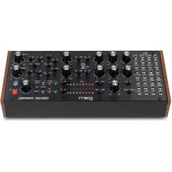 Синтезатор  MOOG LABYRINTH