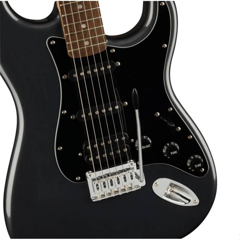 Гитарный набор Squier by Fender AFFINITY SERIES Stratocaster Pack HSS Charcoal 