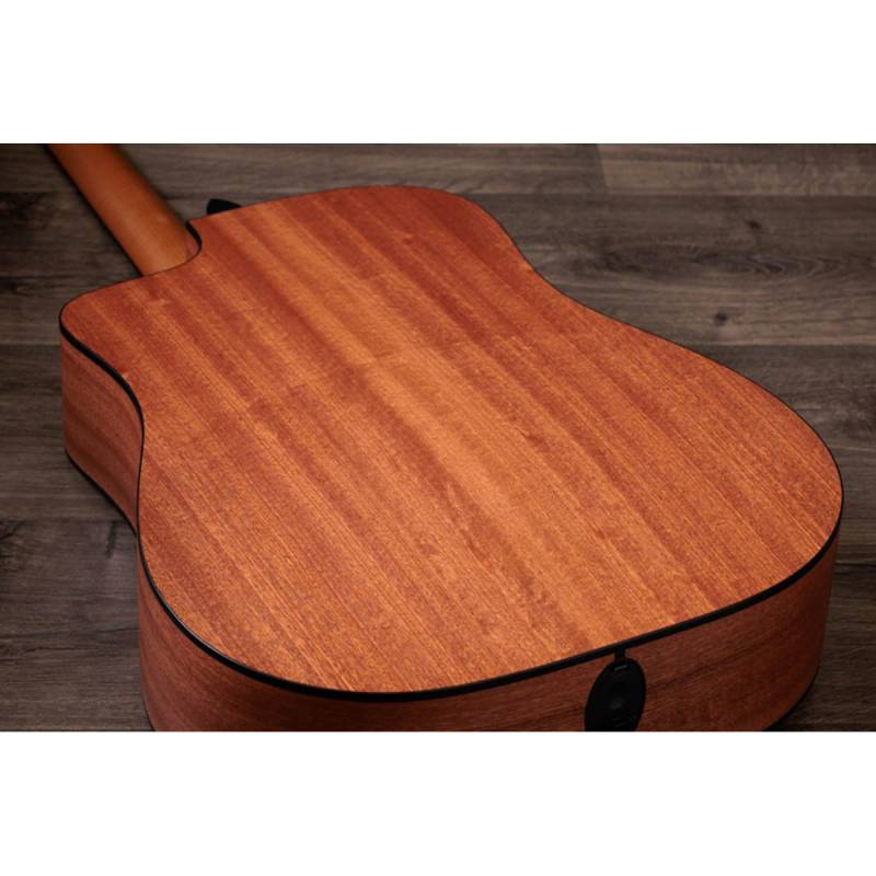 Электроакустическая гитара TAYLOR GUITARS 110CE