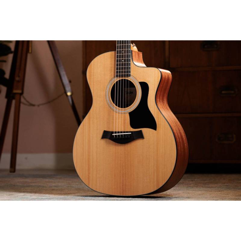 Электроакустическая гитара TAYLOR GUITARS 114CE