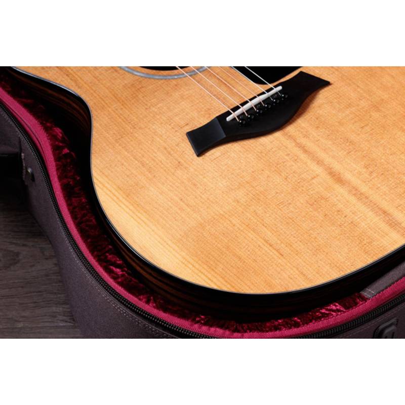 Электроакустическая гитара TAYLOR GUITARS 214ce PLUS