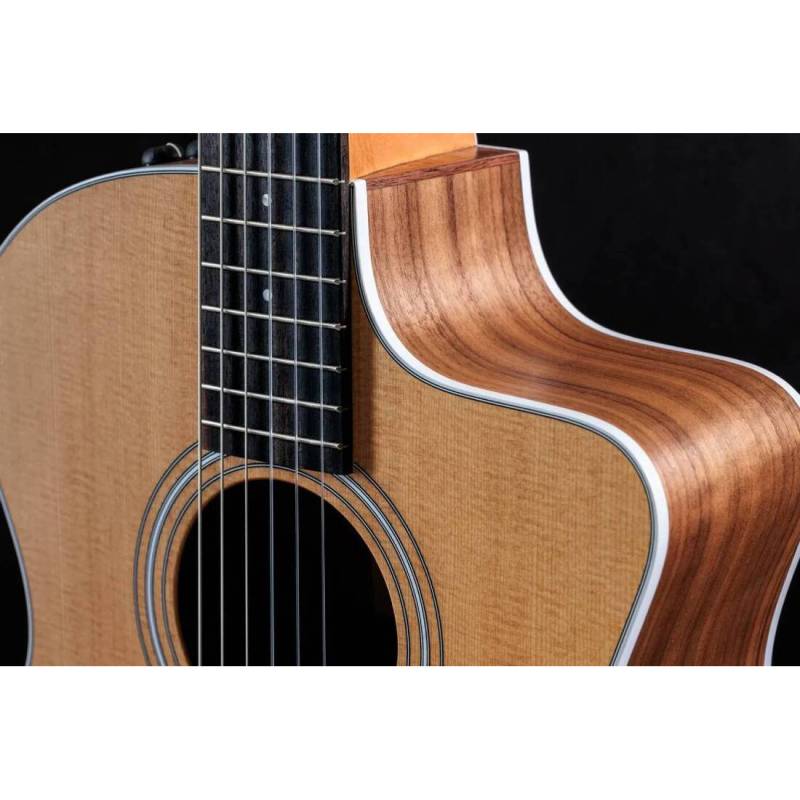 Электроакустическая гитара TAYLOR GUITARS 214CE-N