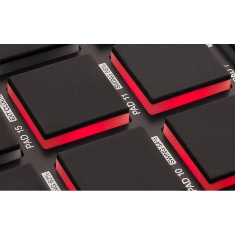 MIDI контролер AKAI MPD218