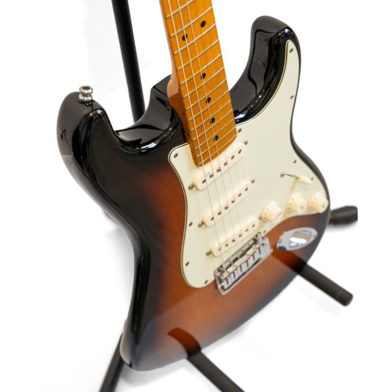 Электрогитара Fender American Deluxe STRATOCASTER V NECK 2TSB