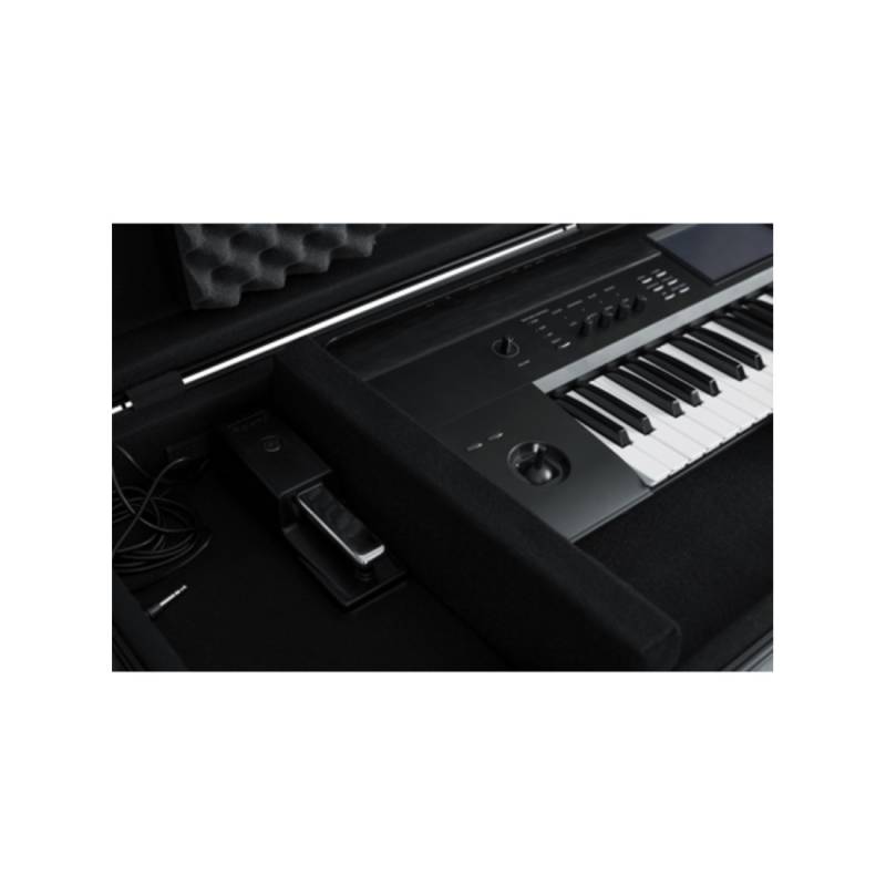 Кейс для синтезатора GATOR GTSA-KEY76 TSA ATA Molded 76-note Keyboard Case w/ Wheels