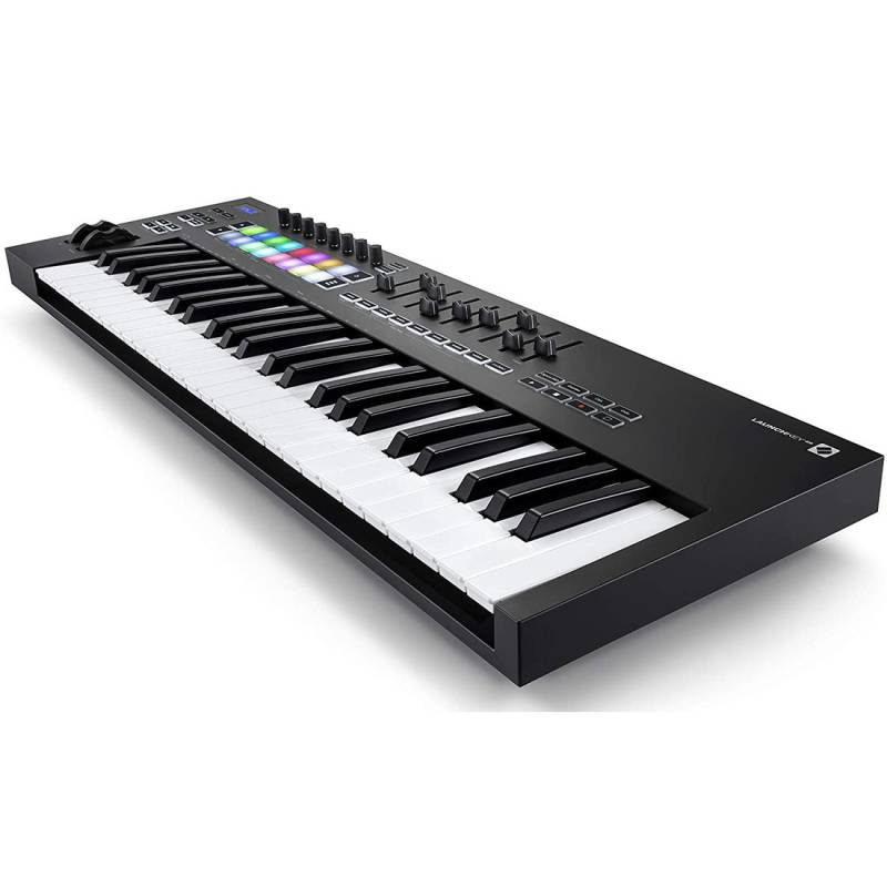 MIDI Клавиатура Novation Launchkey 49 MK3