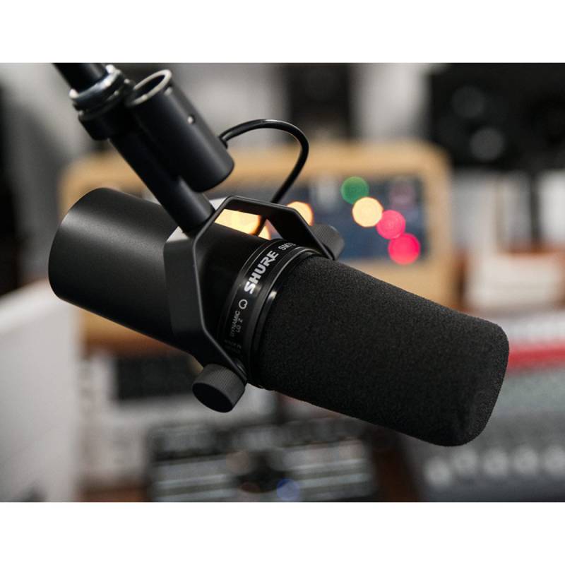 Микрофон студийный Shure SM7B