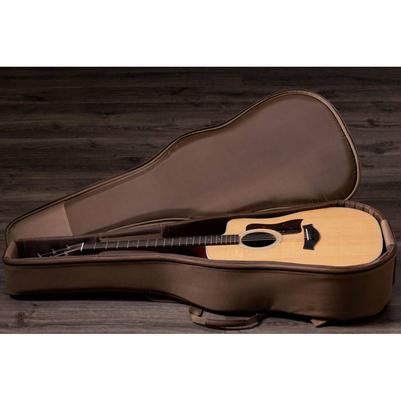 Электроакустическая гитара TAYLOR GUITARS 210CE