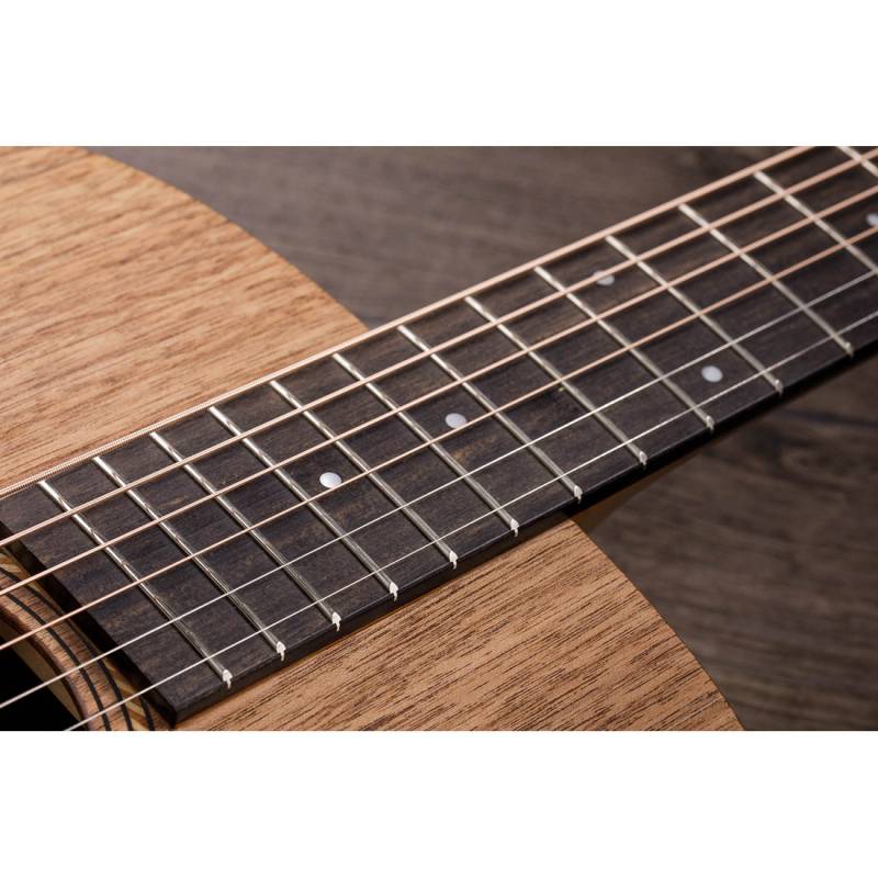 Електроакустична гітара TAYLOR GUITARS ACADEMY 22E