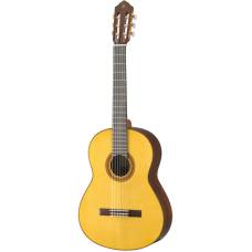 Класична гітара Yamaha CG182S