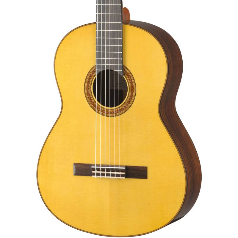 Классическая гитара Yamaha CG182S
