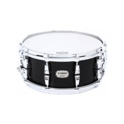 Малый барабан YAMAHA Absolute Hybrid Maple Snare 14" (Solid Black)