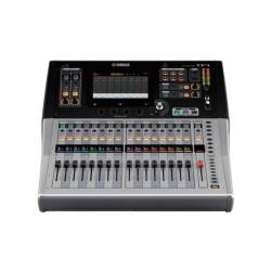 Микшерный пульт Yamaha TF1