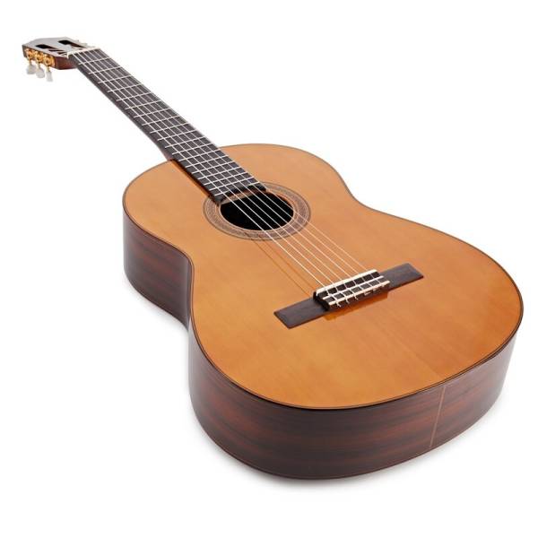 Класична гітара Yamaha CG182C